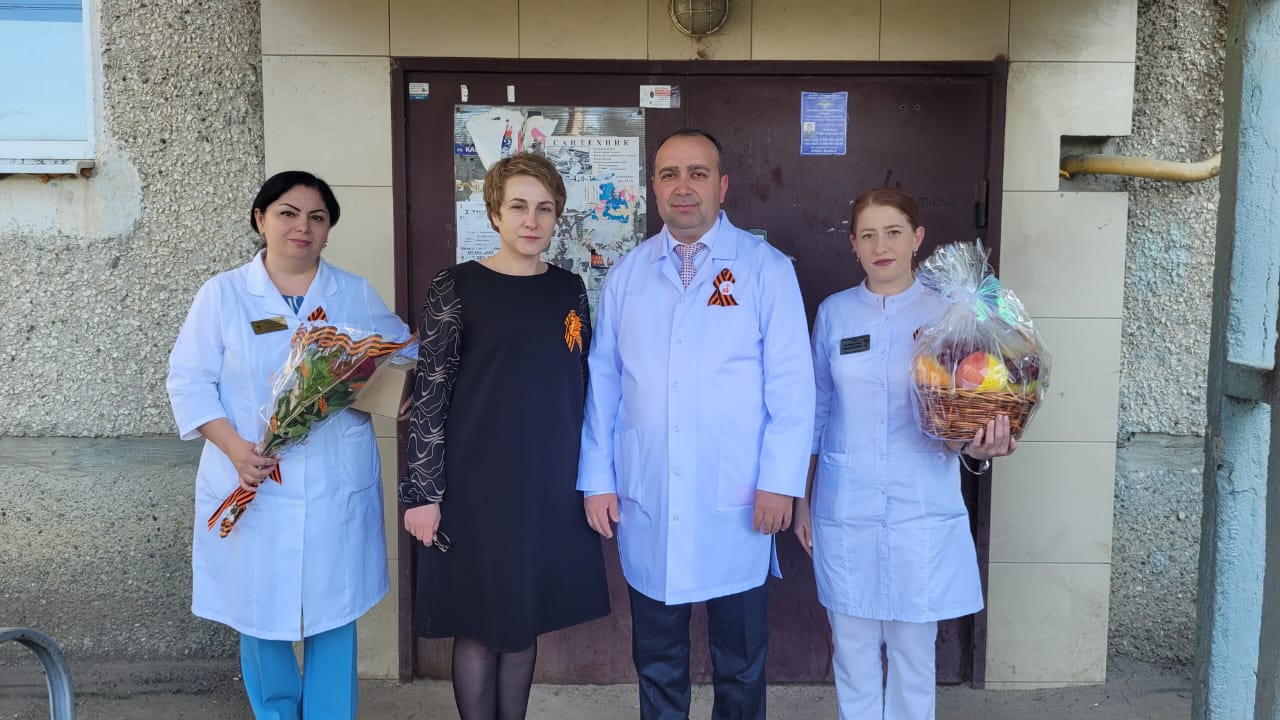 ПОЗДРАВИЛИ ВЕТЕРАНА ВЕЛИКОЙ ОТЕЧЕСТВЕННОЙ ВОЙНЫ 