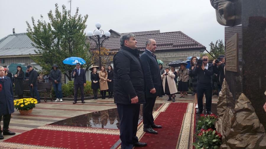 В Баксане открыли памятник Валерию Кокову