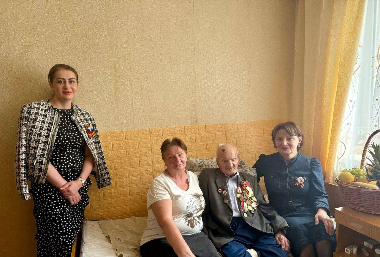 ПОЗДРАВИЛИ ВЕТЕРАНА ВЕЛИКОЙ ОТЕЧЕСТВЕННОЙ ВОЙНЫ г.о. Прохладный