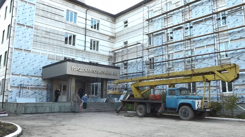 В Нальчикской поликлинике №2 проводят капитальный ремонт и готовят помещения для установки современного медицинского оборудования